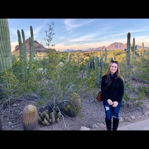 Meet your Posher, Sabriba